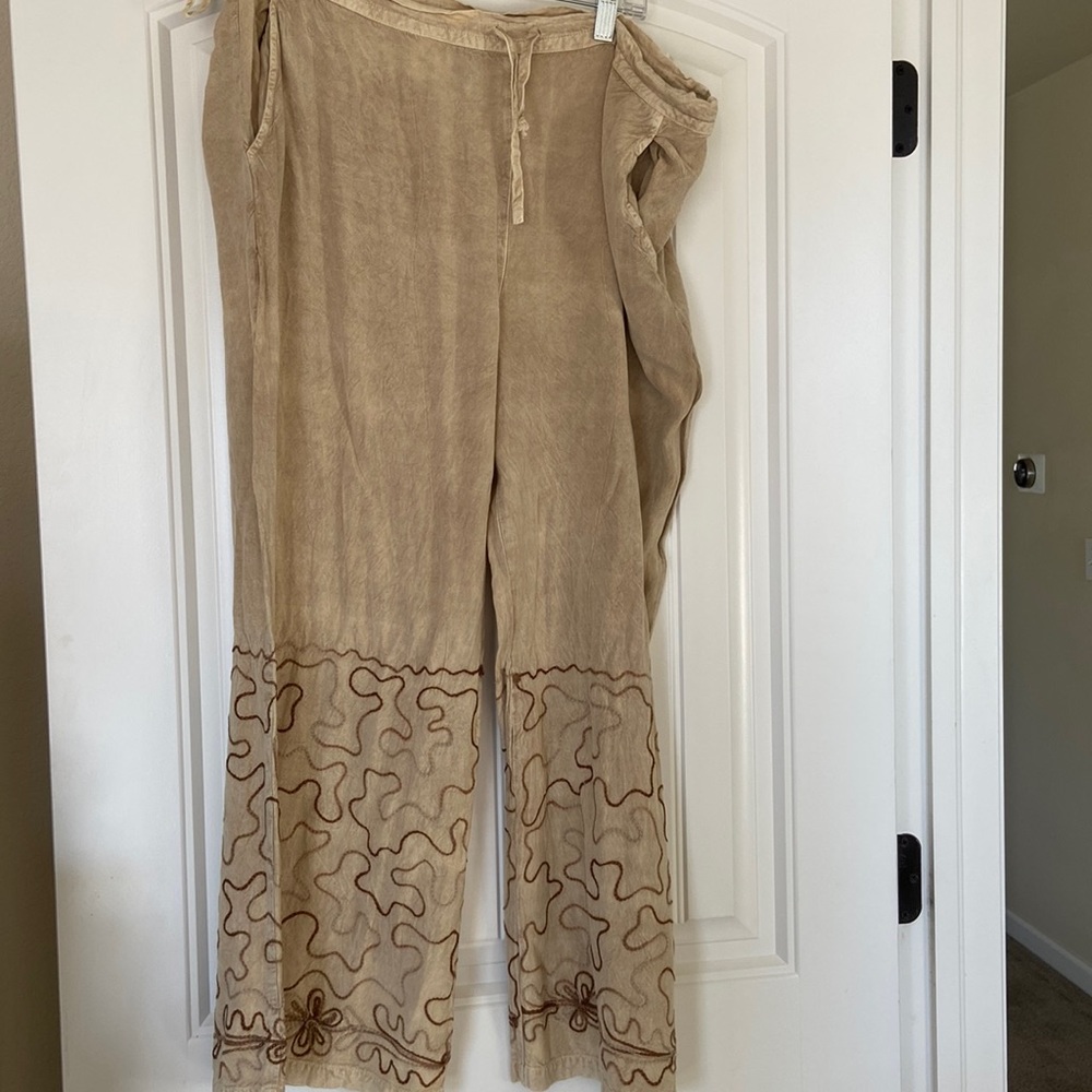 Sacred Threads wide leg women’s rayon pants size L/XL